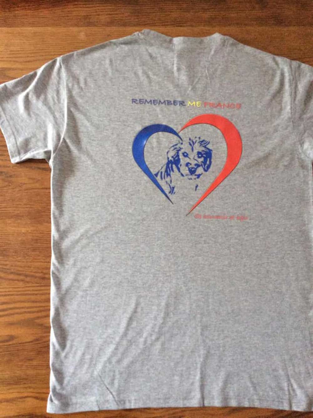 tee-shirt